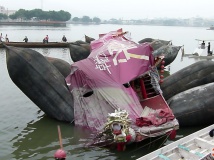 2013.5.18.温州台阁已脱险，浮出水面！