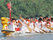 盐盘龙舟队往年比赛图片瞬间