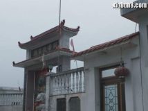 石马村庙岸边，龙舟尚未下水