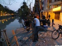 跃龙晚上6点上岸