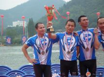 9-22登上荣誉的奖台